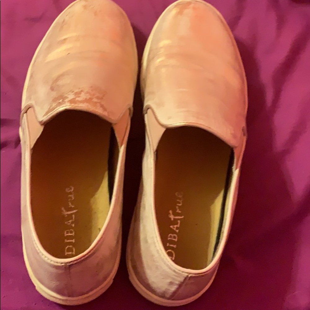 DIBATRUE shoes